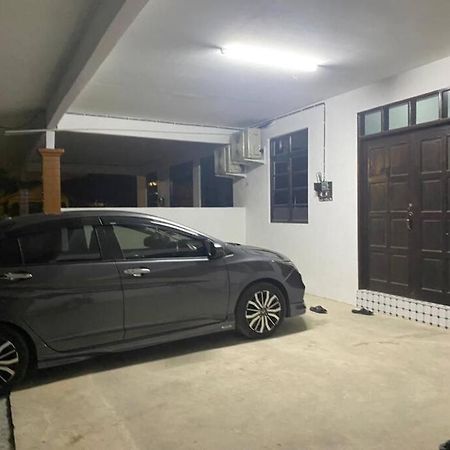 Rina Homestay 2 Kuala Terengganu Exterior photo